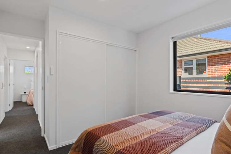 24a Vagues Road Northcote_18