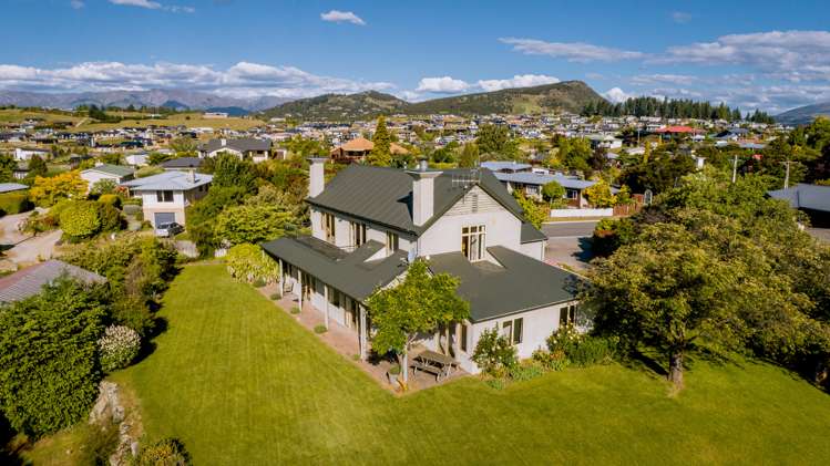 56 Manuka Crescent Wanaka_11