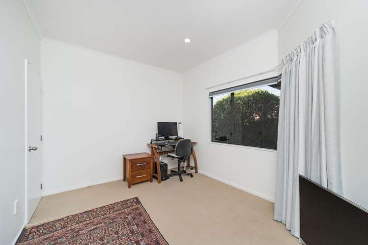 8 Greenwood Place Fitzherbert_29