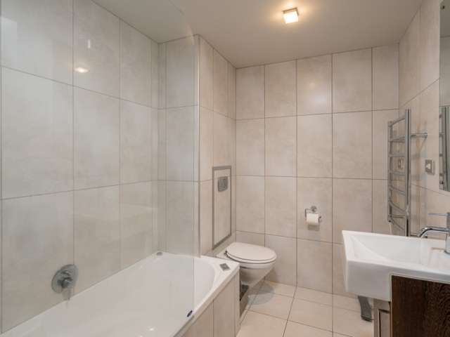 1/101 Roberts Street Taupo_4