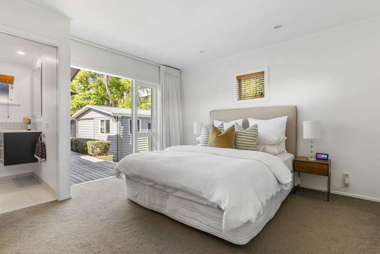 2 Webb Place Forrest Hill_11