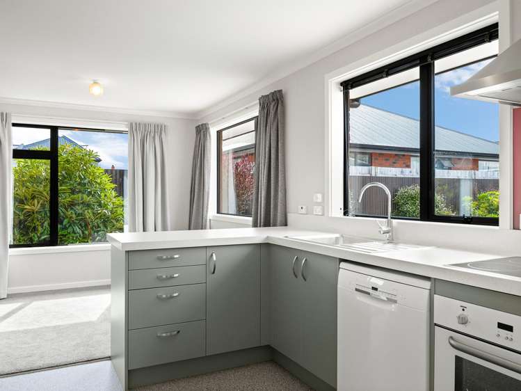 32a Baker Street Caversham_6