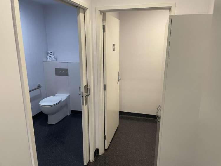Ground Floor/20 Oxford Street Richmond_7