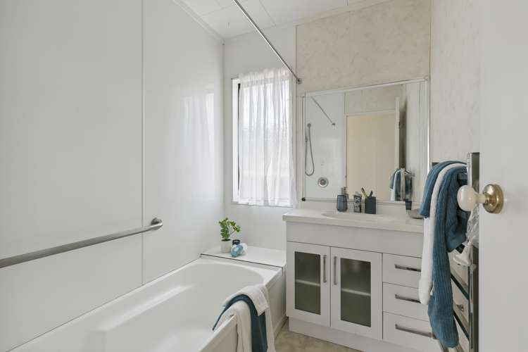 2 Stockden Place Karori_8