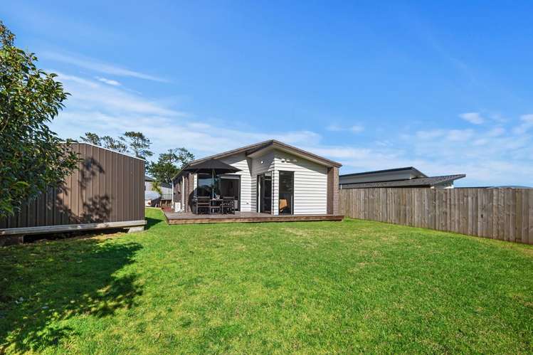18 Taupata Lane Helensville_26