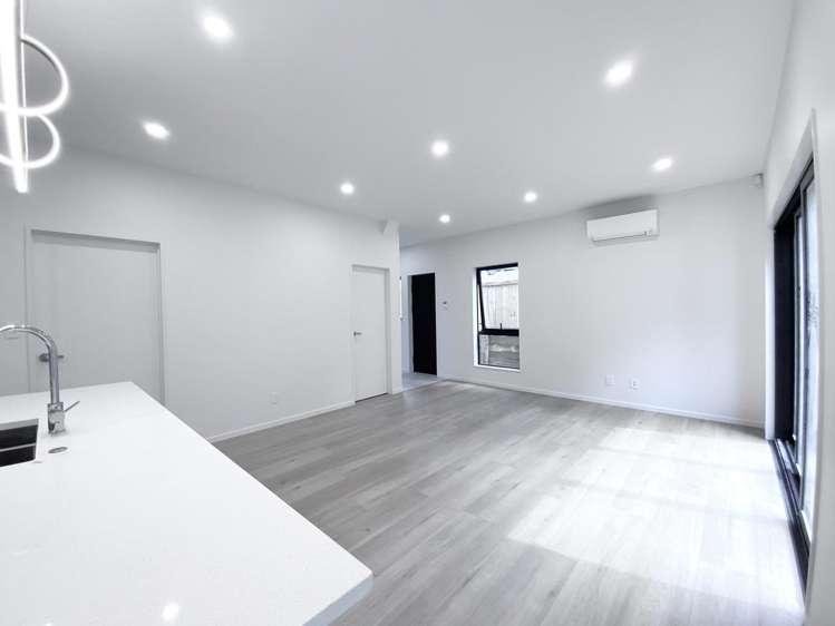 113A Luke Street East 10057_6