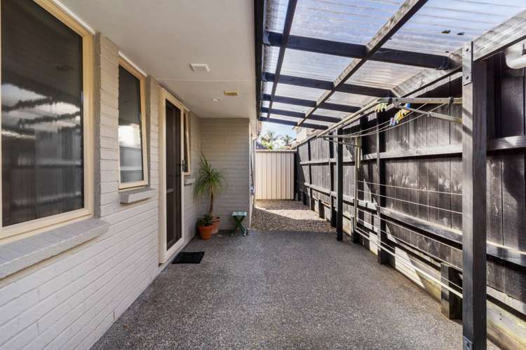 11 Elwyn Close Flat Bush_28