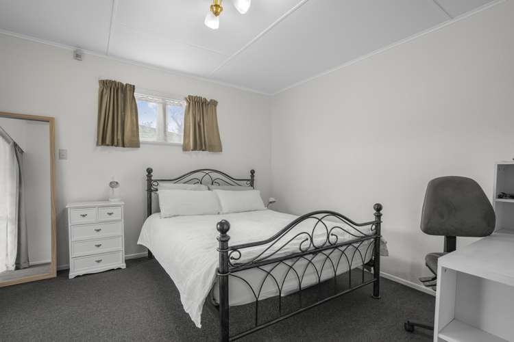 2 Meremere Street Wainuiomata_6