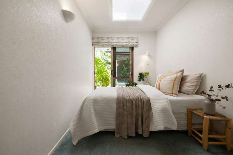 61 Chedworth Avenue Chartwell_21