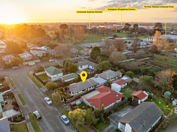 1/3 Arran Crescent Woolston_9