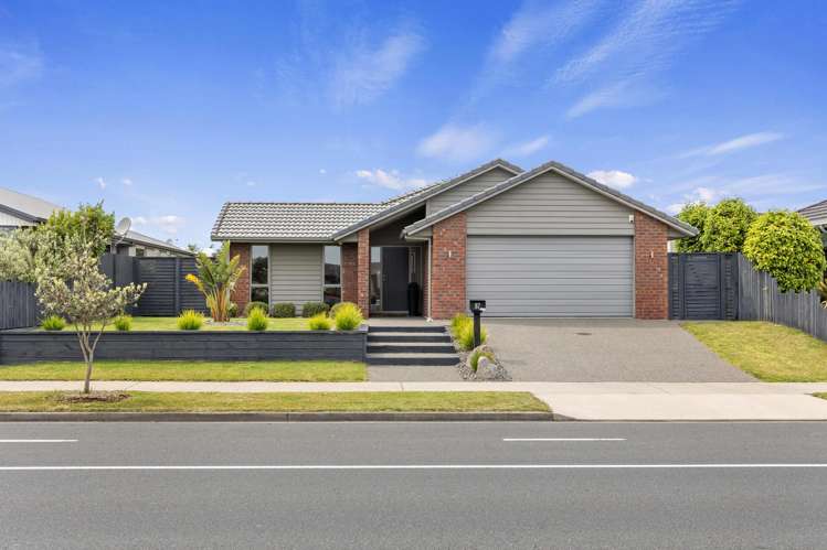 87 Sandhurst Drive_0