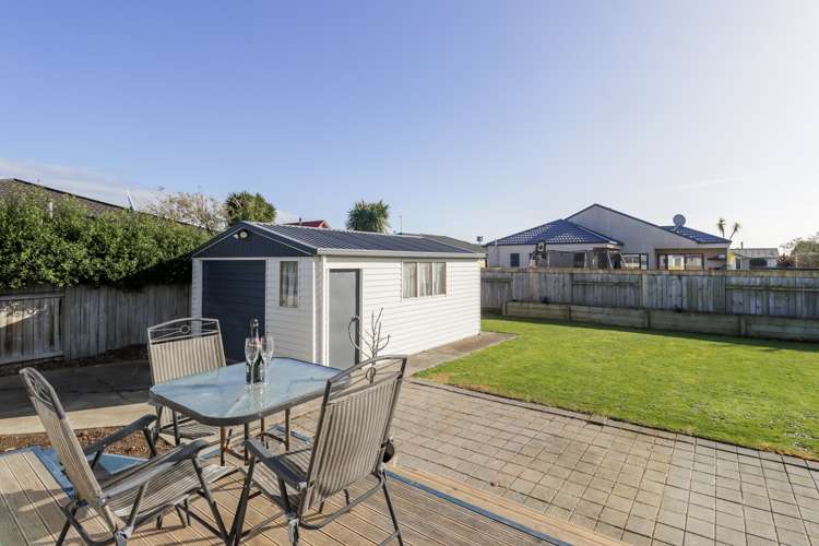 4 Emmerdale Mews Highbury_14