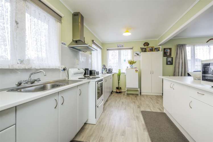 12 Kerry Place Papakura_7