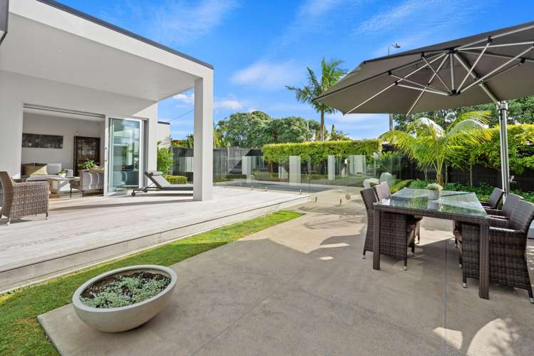 52 Walton Street Red Beach_20