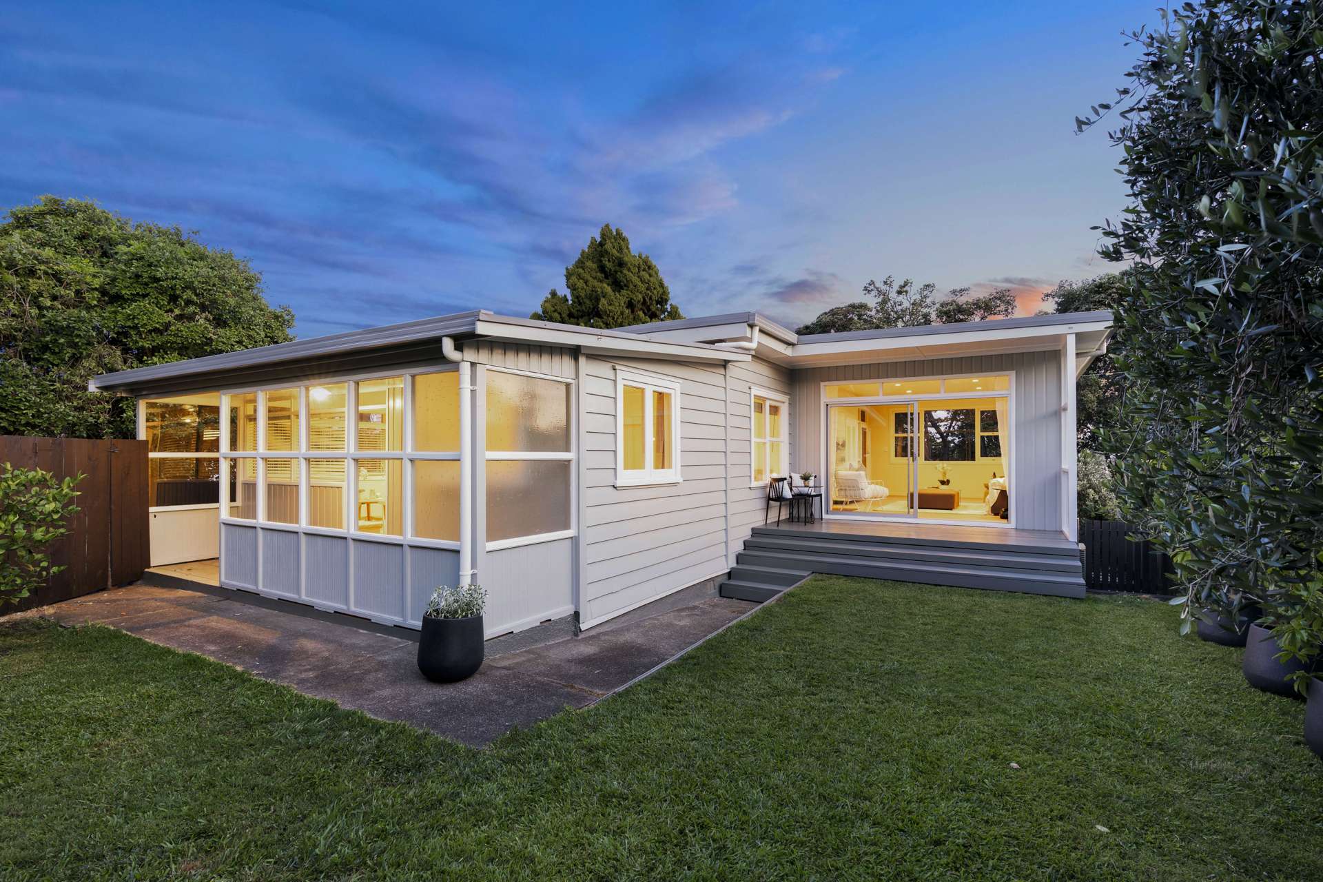 57 Owairaka Avenue Mount Albert_0