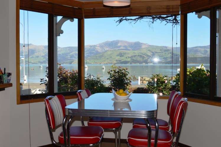 3b Beach Road Akaroa_5