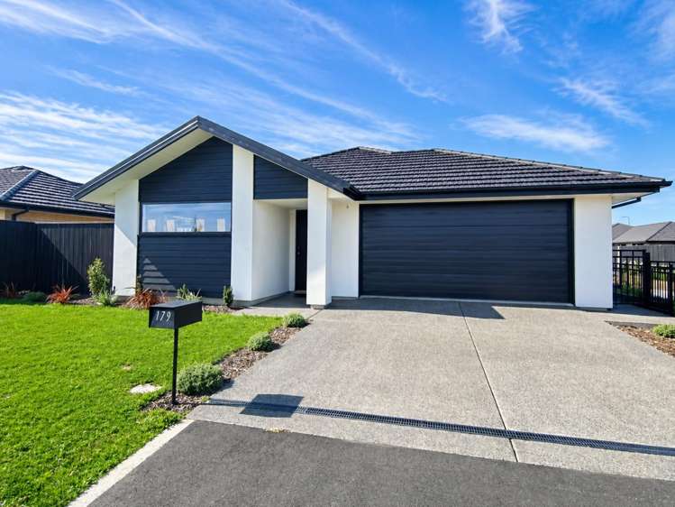 179 Faringdon Boulevard_0