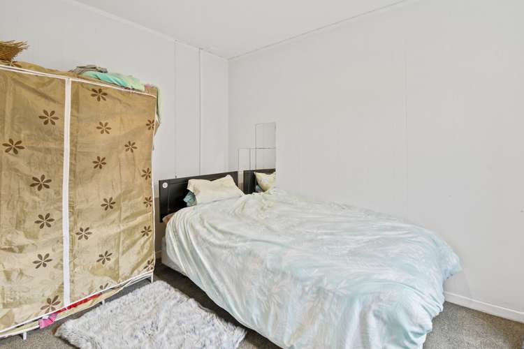 24 Neil Avenue Te Atatu Peninsula_13