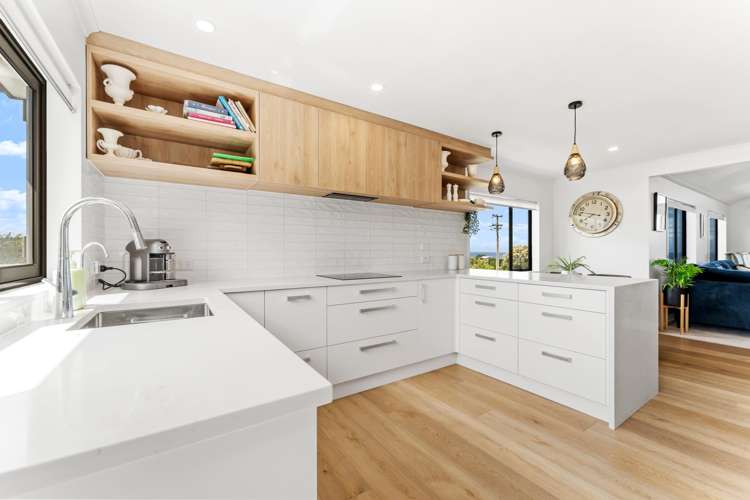 11 Barrier View Road_2