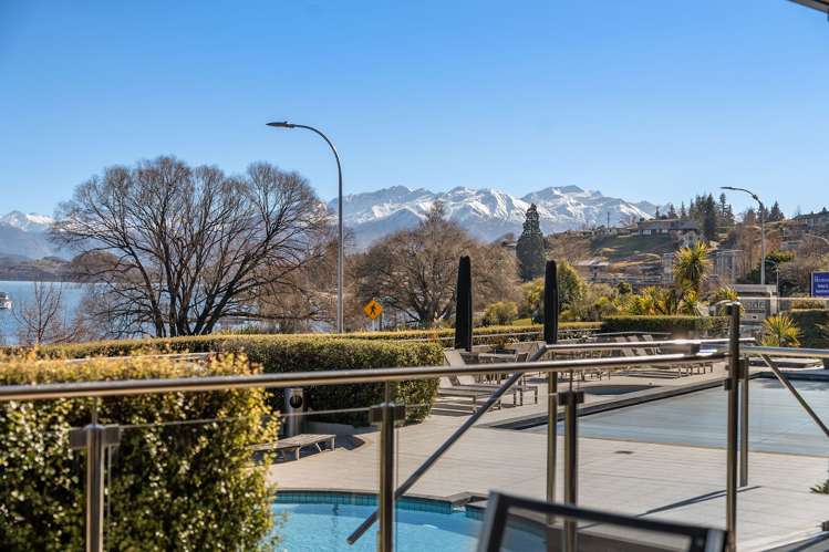 Apt 106, 5 Lakeside Road_0