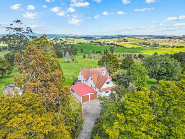 A Grand Old Lady Awaits Your Touch!
