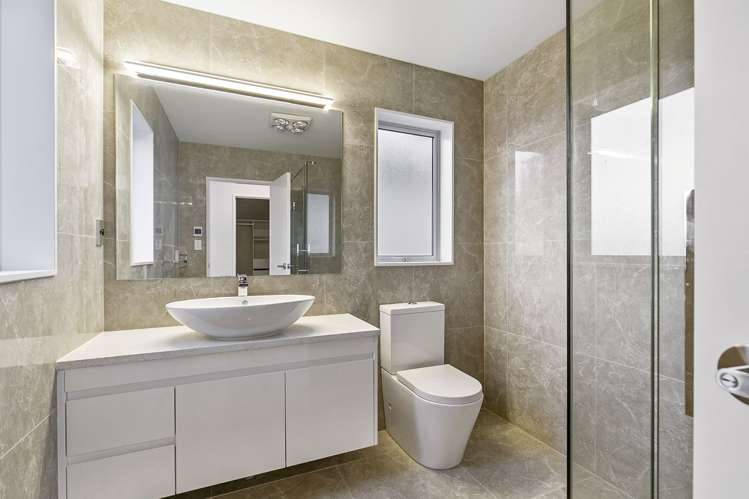 74b Carlton Street Hillsborough_8