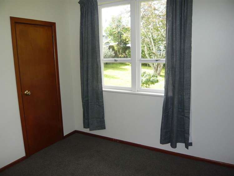 191 Edmonton Road Te Atatu South_7