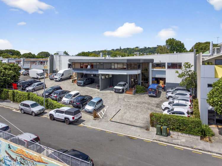 8-10 Haultain Street Mount Eden_13
