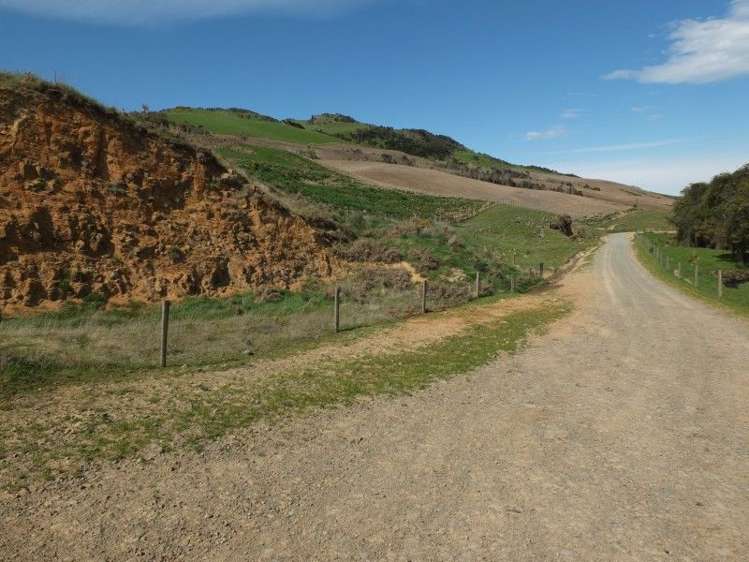 685 Benmore Otapiri Road Winton Surrounds_18