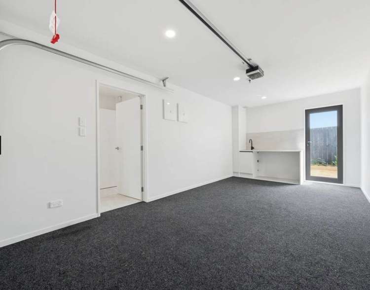 9A Doughty Place Otara_5