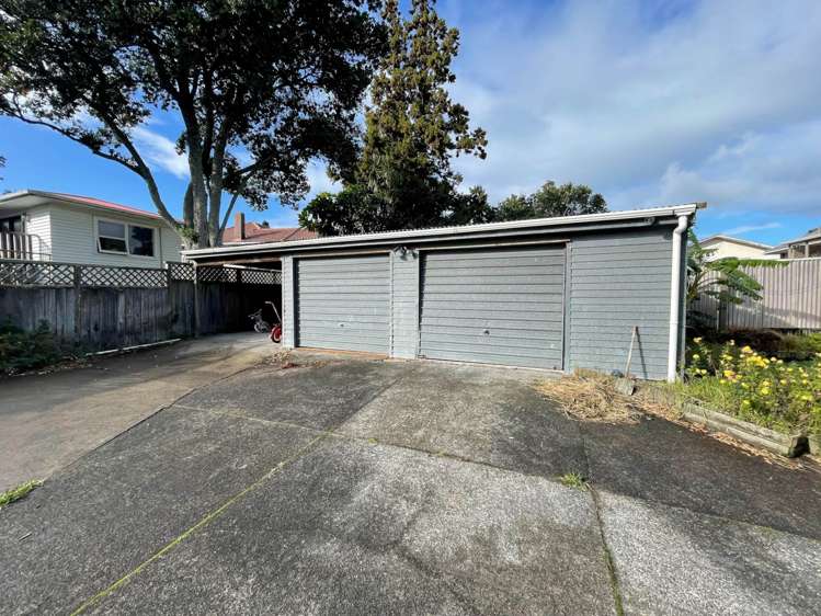 82 Barrys Road Glendene_10