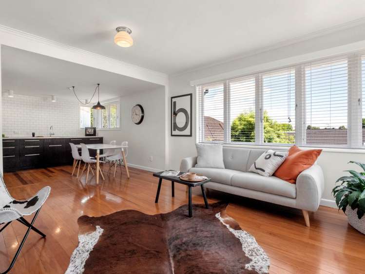 2/4 Calliope Road Devonport_16