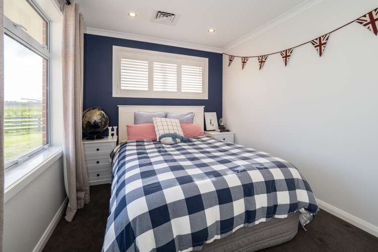 241 Grahams Road Willowby_11