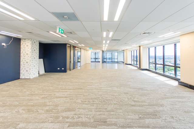 Level 16/5-7 Byron Avenue Takapuna_3