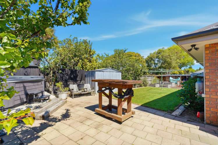 56 Paget Drive Woodend_17