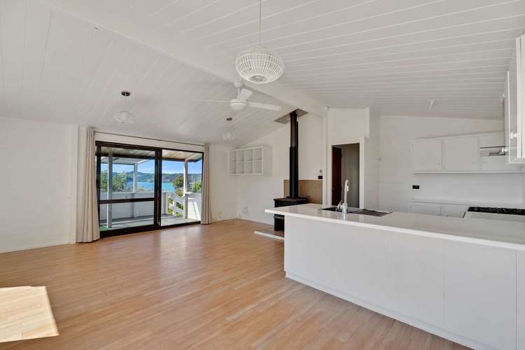 17 Harbour Lights Terrace Whitianga_13