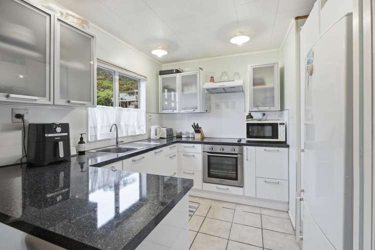 210 Cooper Drive_3