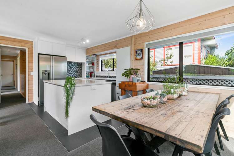 1/27 St Leonards Road Kelston_2