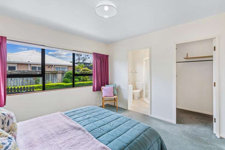 7 Beachwater Grove Paraparaumu Beach_14