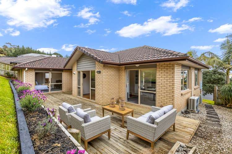 11 Bloomfield Rise Stanmore Bay_9
