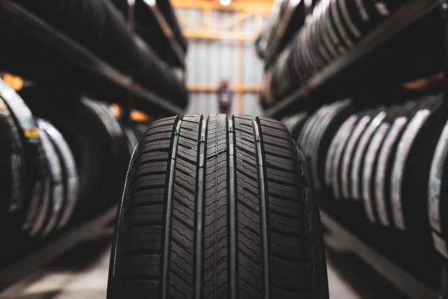 Tyre replacement, balance and alignment business