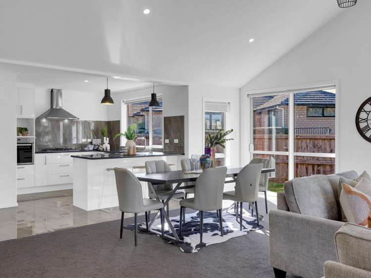 26 Blackwood Crescent Glenview_7