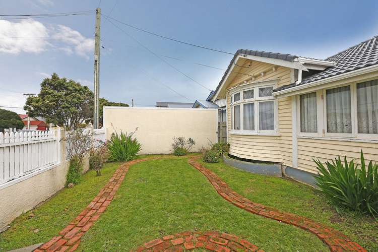85 Kauri Street Miramar_0