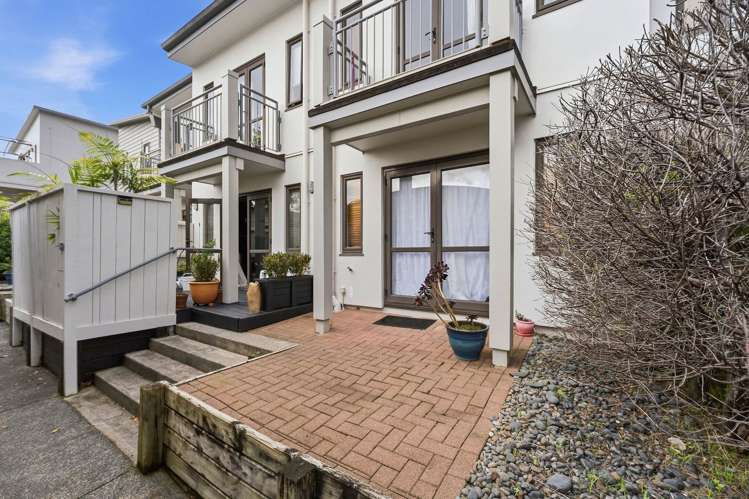 30/92 Bush Road Albany_12