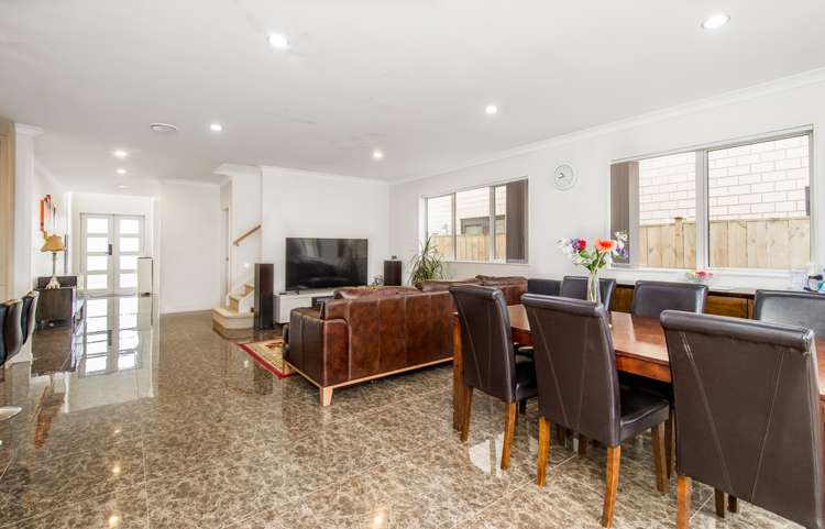 48 Helianthus Avenue Flat Bush_25