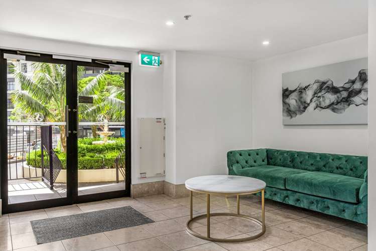 8J/23 Emily Place Auckland Central_10