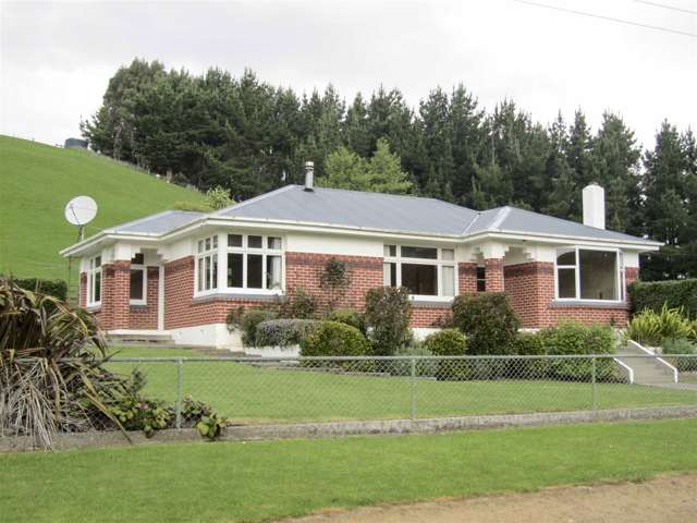 348 Happy Valley Road Tuatapere_2