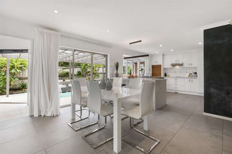 6 Canonbie Place East Tamaki Heights_15