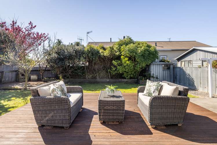 143 Georges Drive Napier South_21