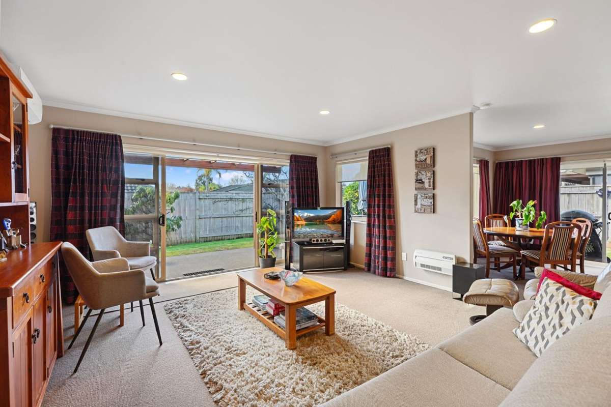 6 Goodrich Close_1